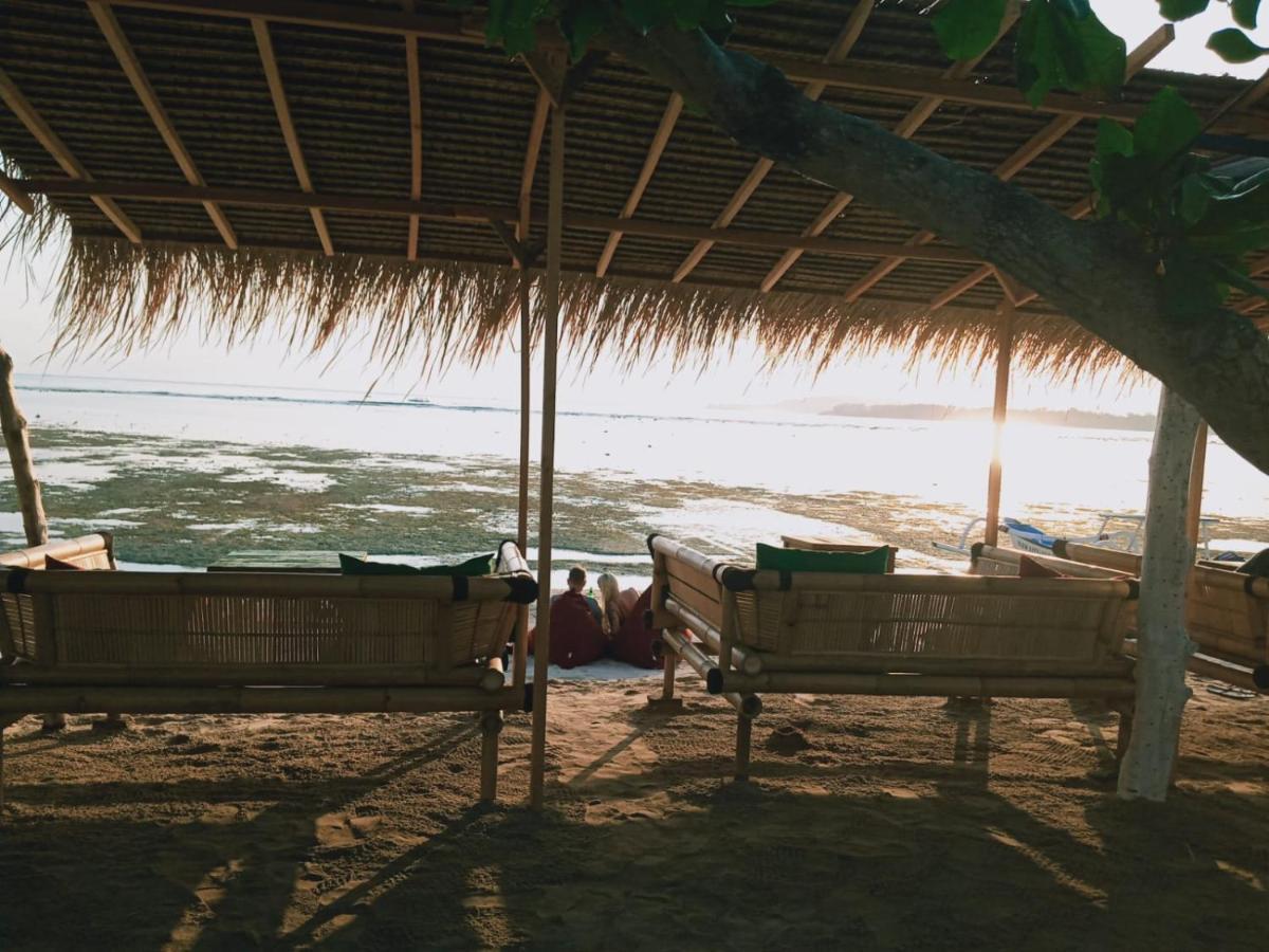 Why Not Bar And Bungalows #2 Pemenang Εξωτερικό φωτογραφία
